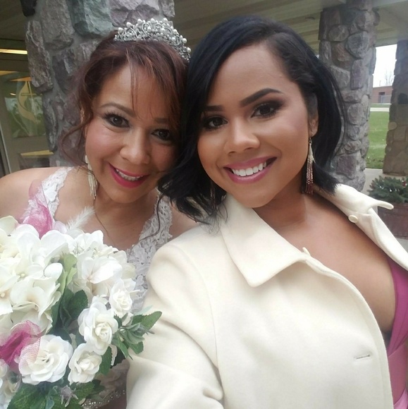 I'm Your Seller/Buyer!! - Picture 3 of 4